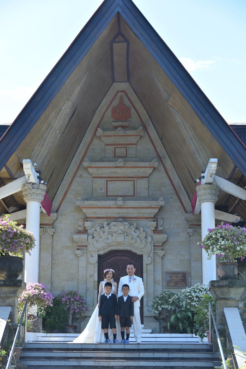 ご家族四人で記念撮影