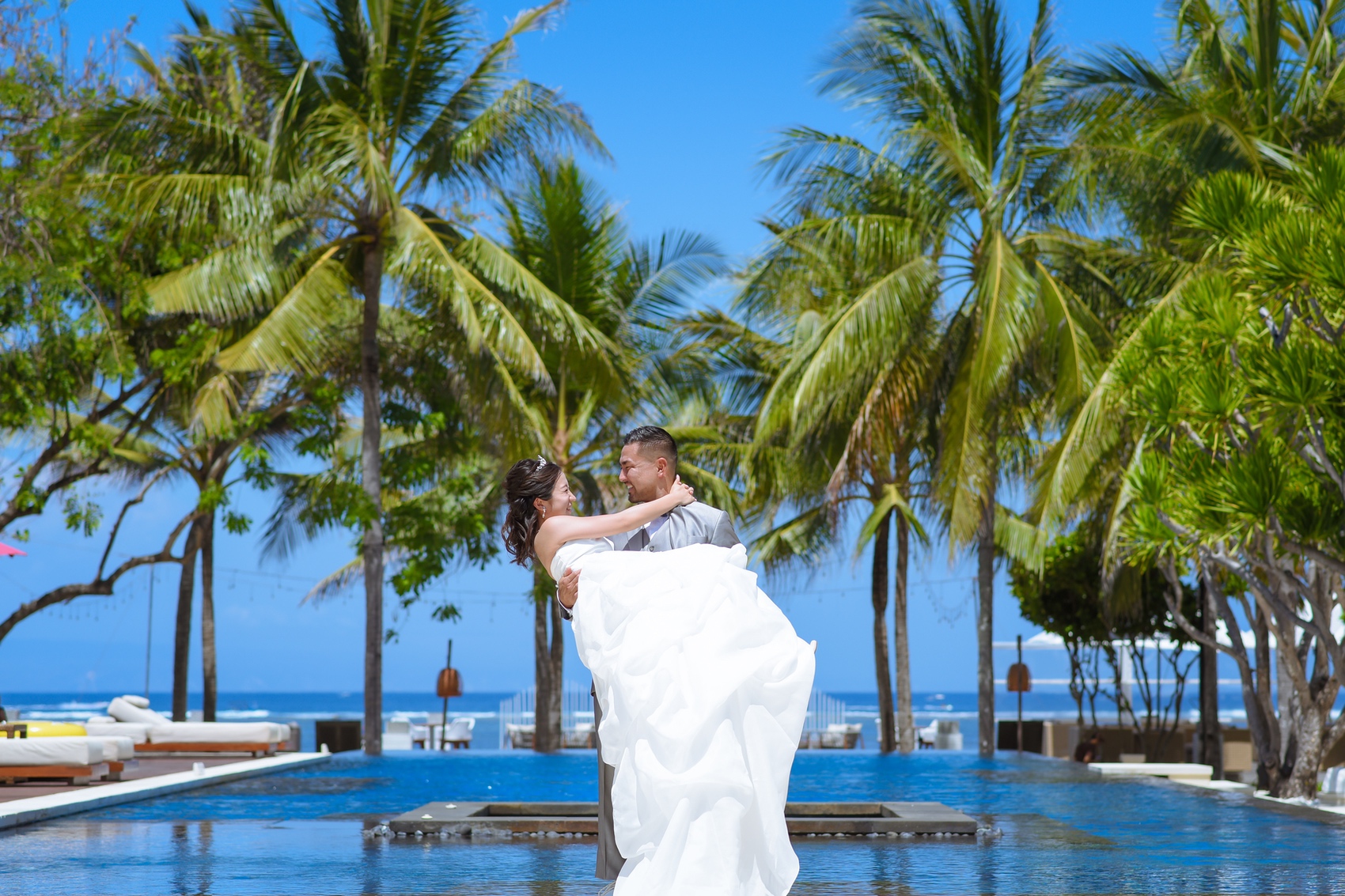 プリサントリアンのプール