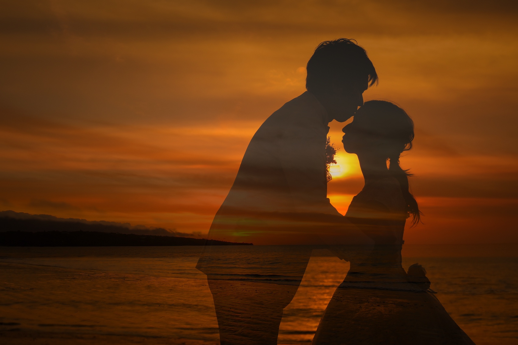 多重露光で写真を重ねたキスショット